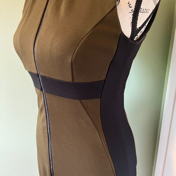 Aussie designer Cue ponte half zip stretch sheath dress - Picture 3 of 6